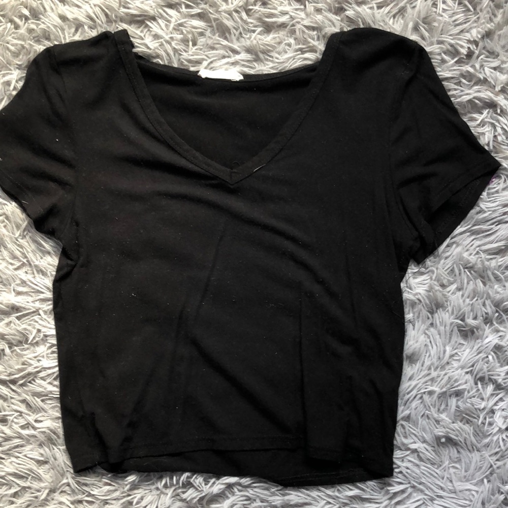Black short sleeve